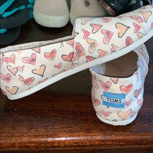 Pink and white toms size 8